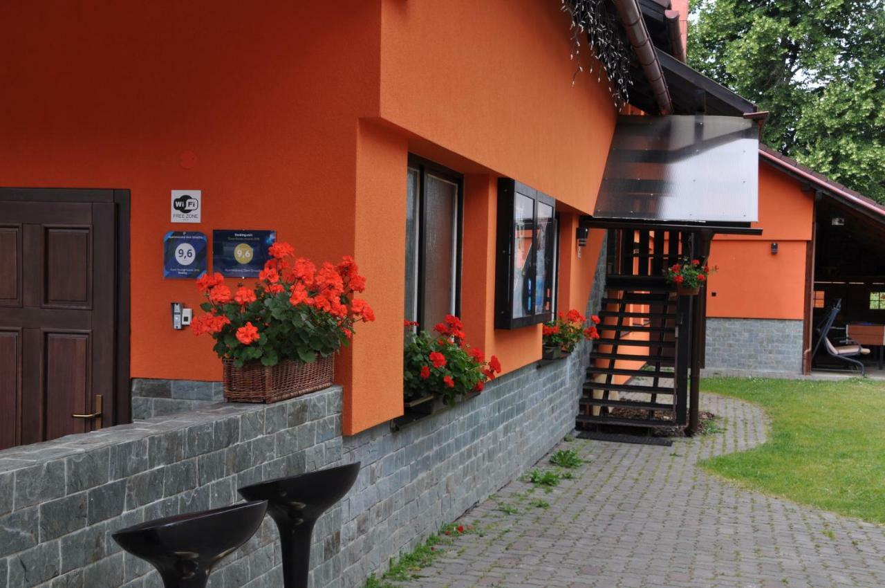 Apartmanovy Dom Slniecko Ziar Ngoại thất bức ảnh
